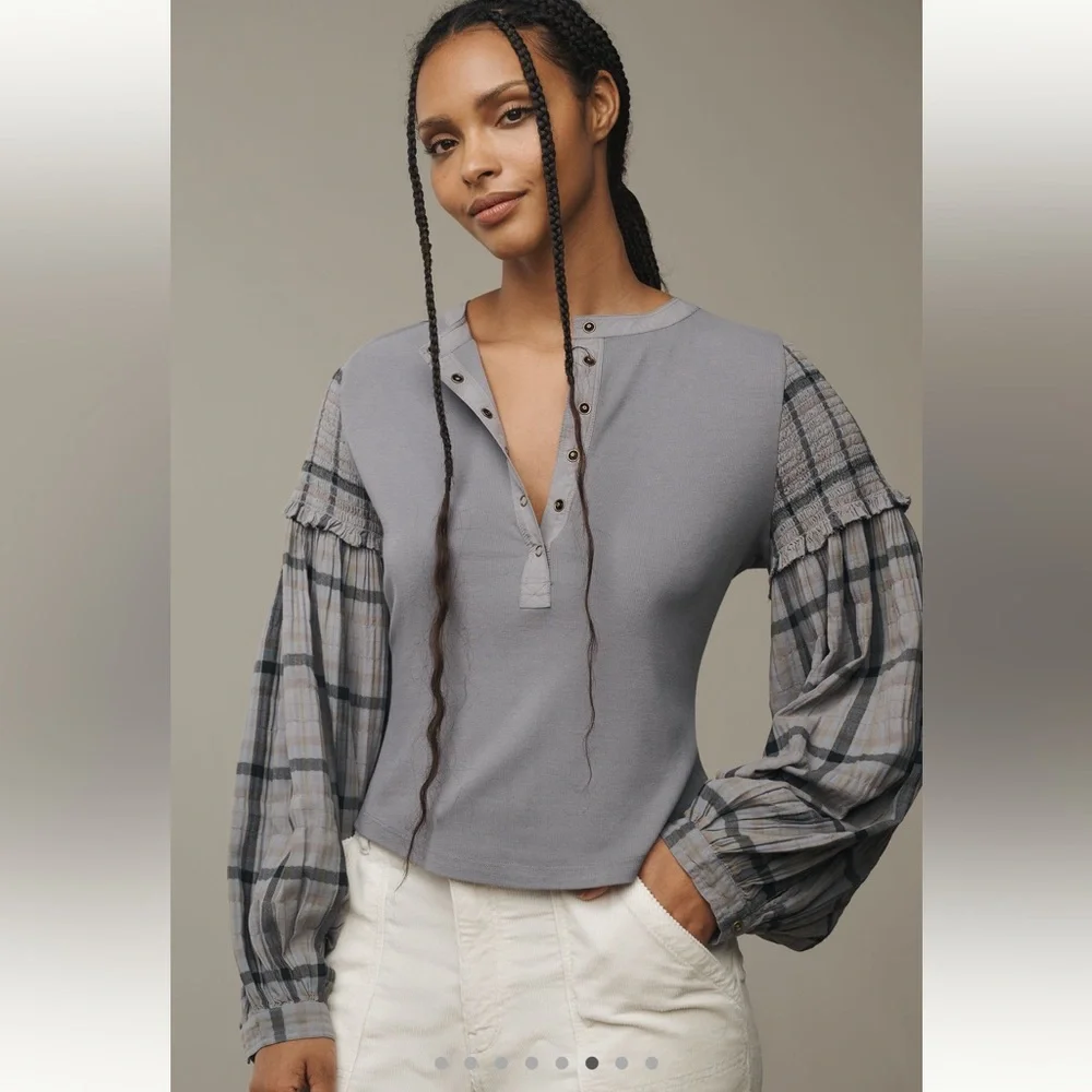 The Andie Ribbed Henley by Pilcro - Picture 6 of 8